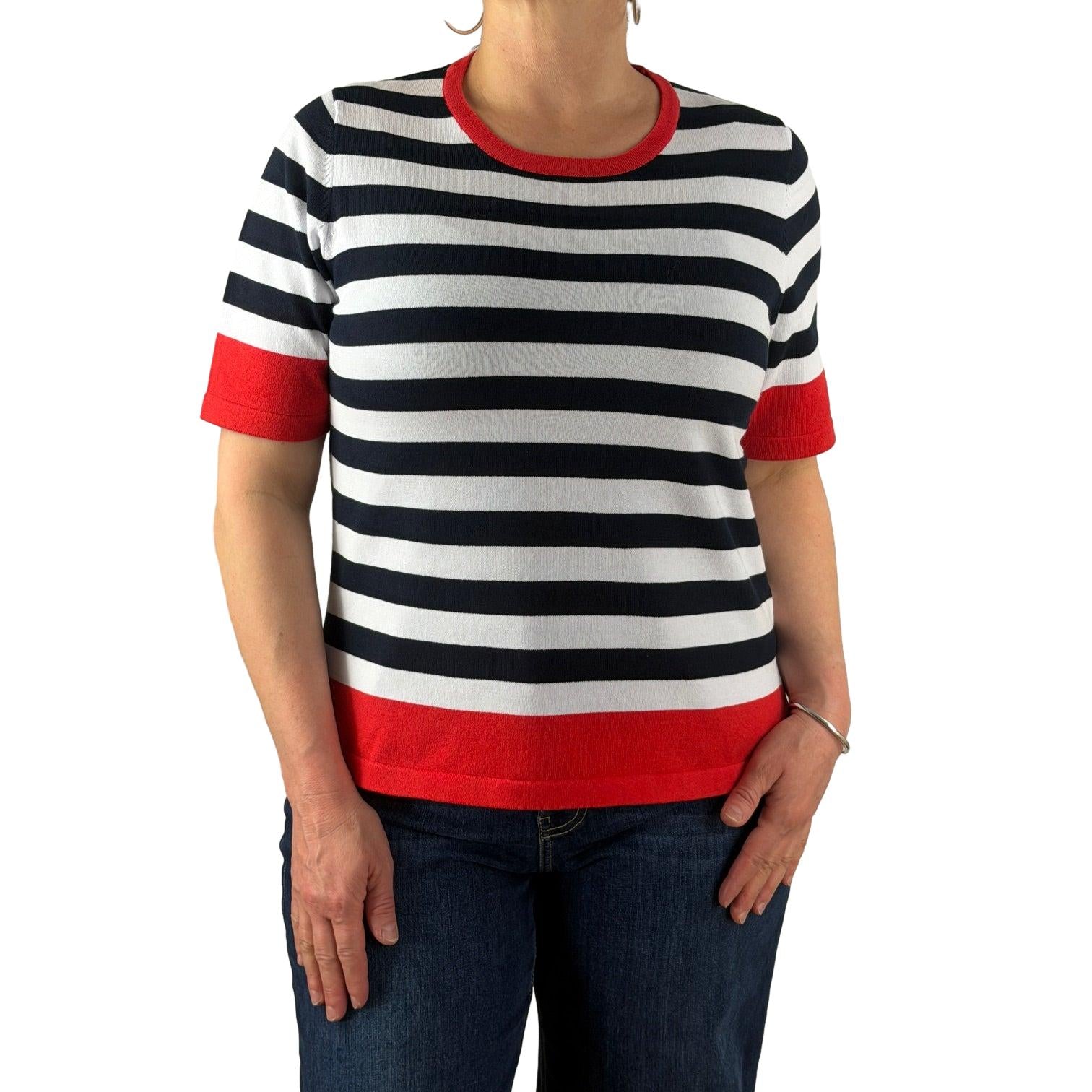 Pullover mit Streifen