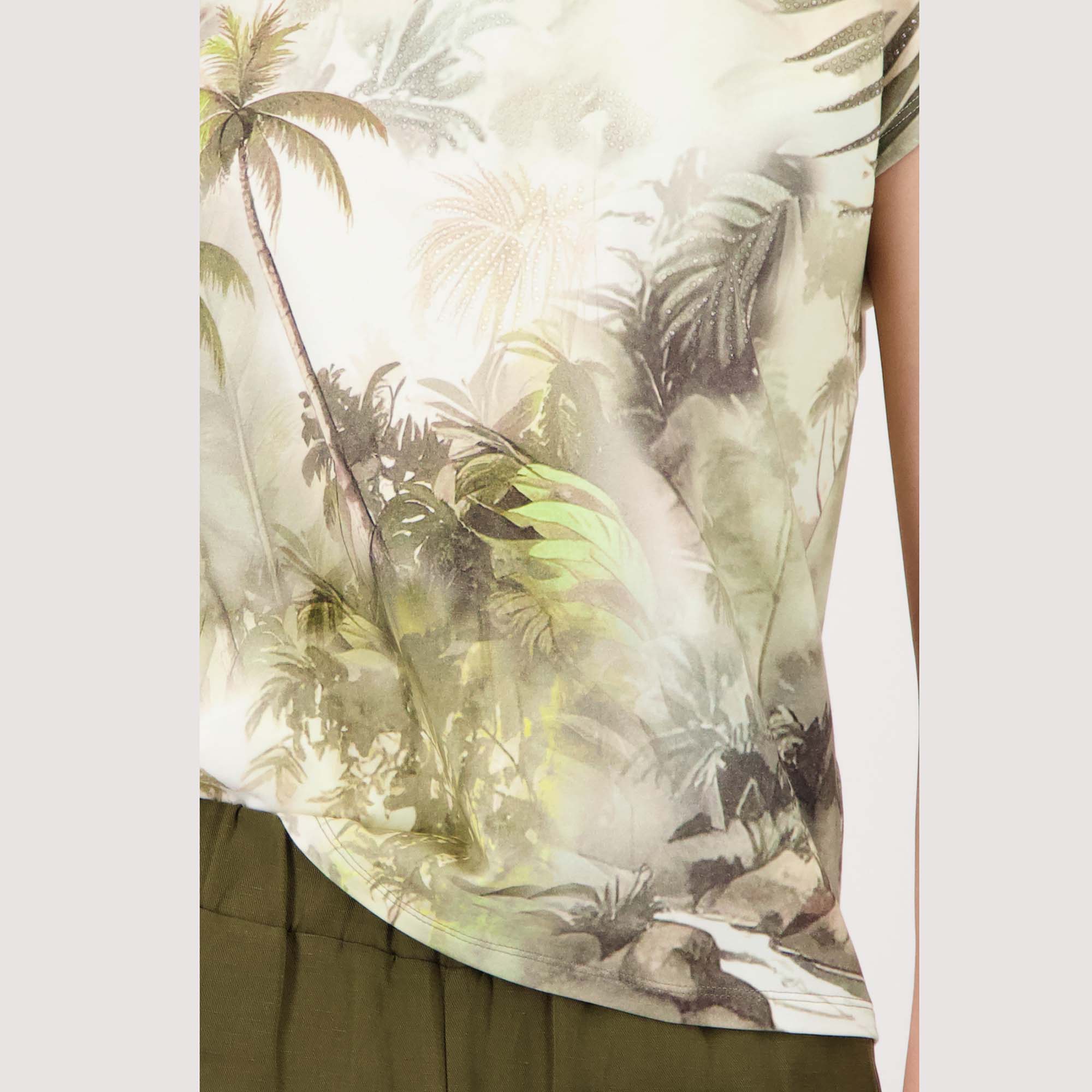 T-Shirt mit tropischen Print - Mode von Monari