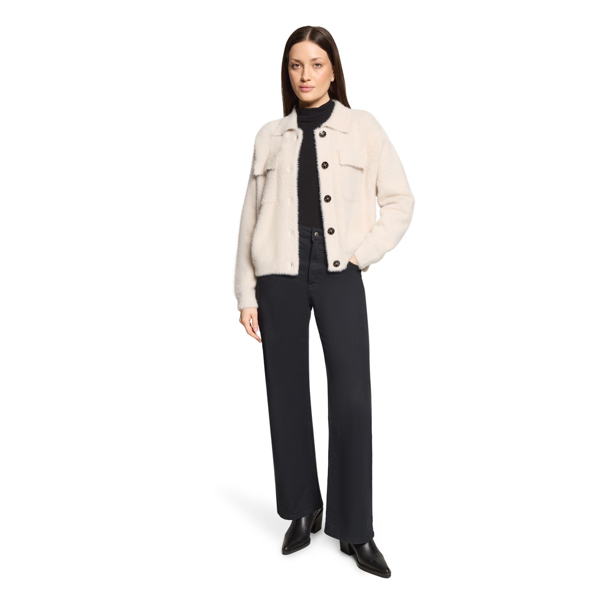 Kuscheljacke mit Knopfleiste - Mode von Amber & June