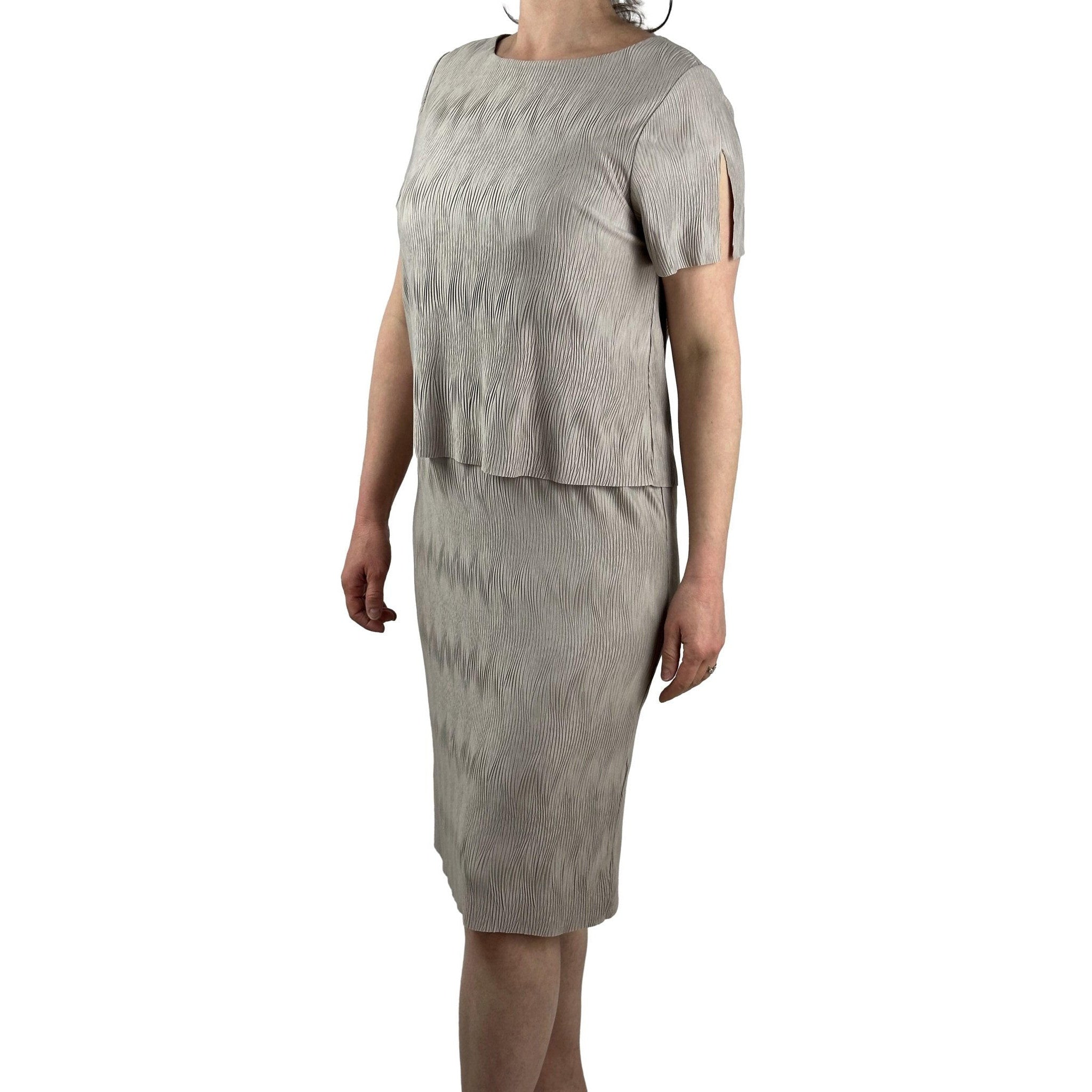 Kleid aus Plissee. Mode von Betty Barclay. Seidel Moden Onlineshop