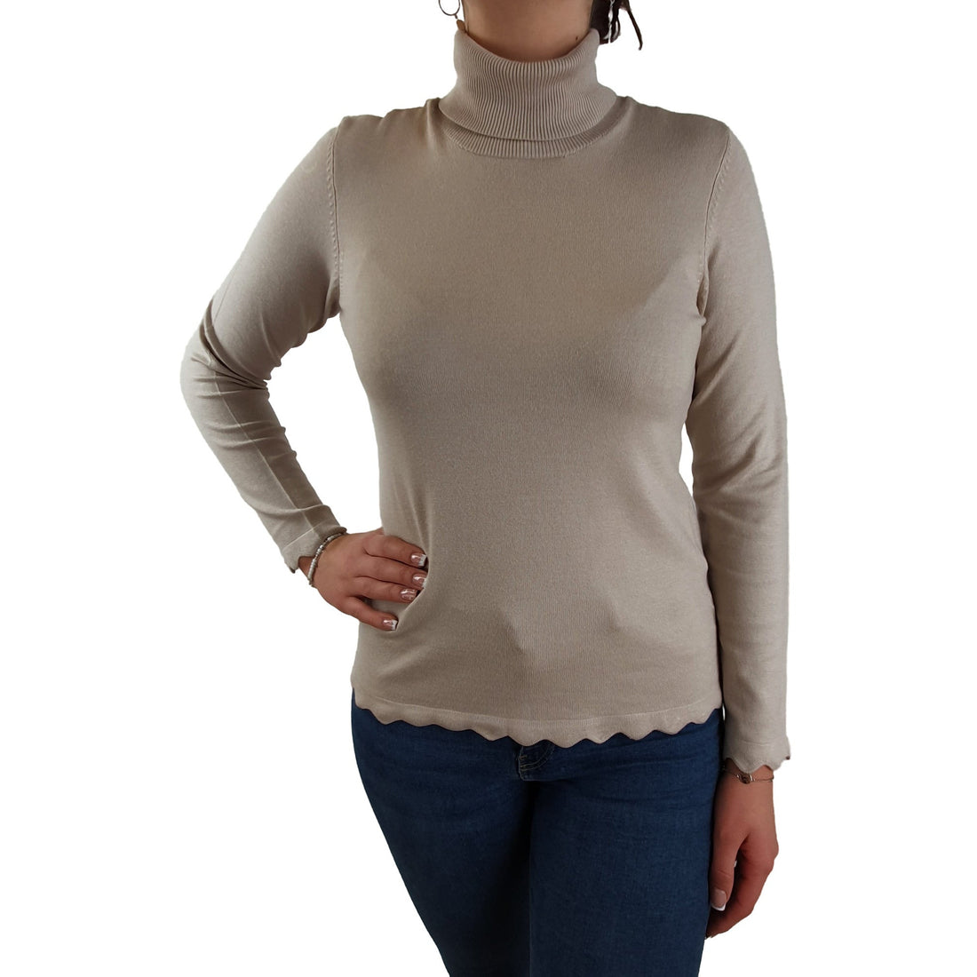 Rollkragenpullover in Feinstrick-Qualität mit gewelltem Saum. Mode von Betty Barclay. Seidel Moden Onlineshop