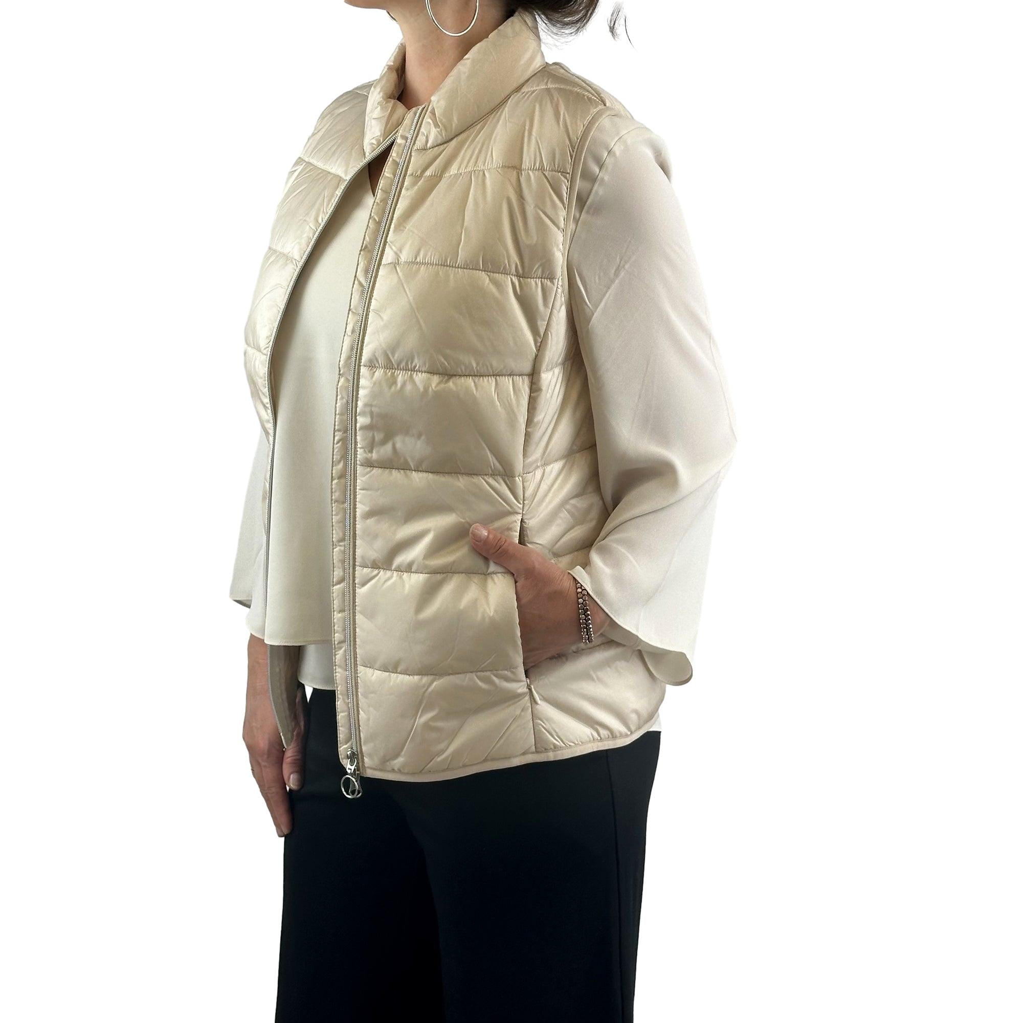 Steppweste mit angeschnittenem Kragen. Mode von Betty Barclay. Seidel Moden Onlineshop