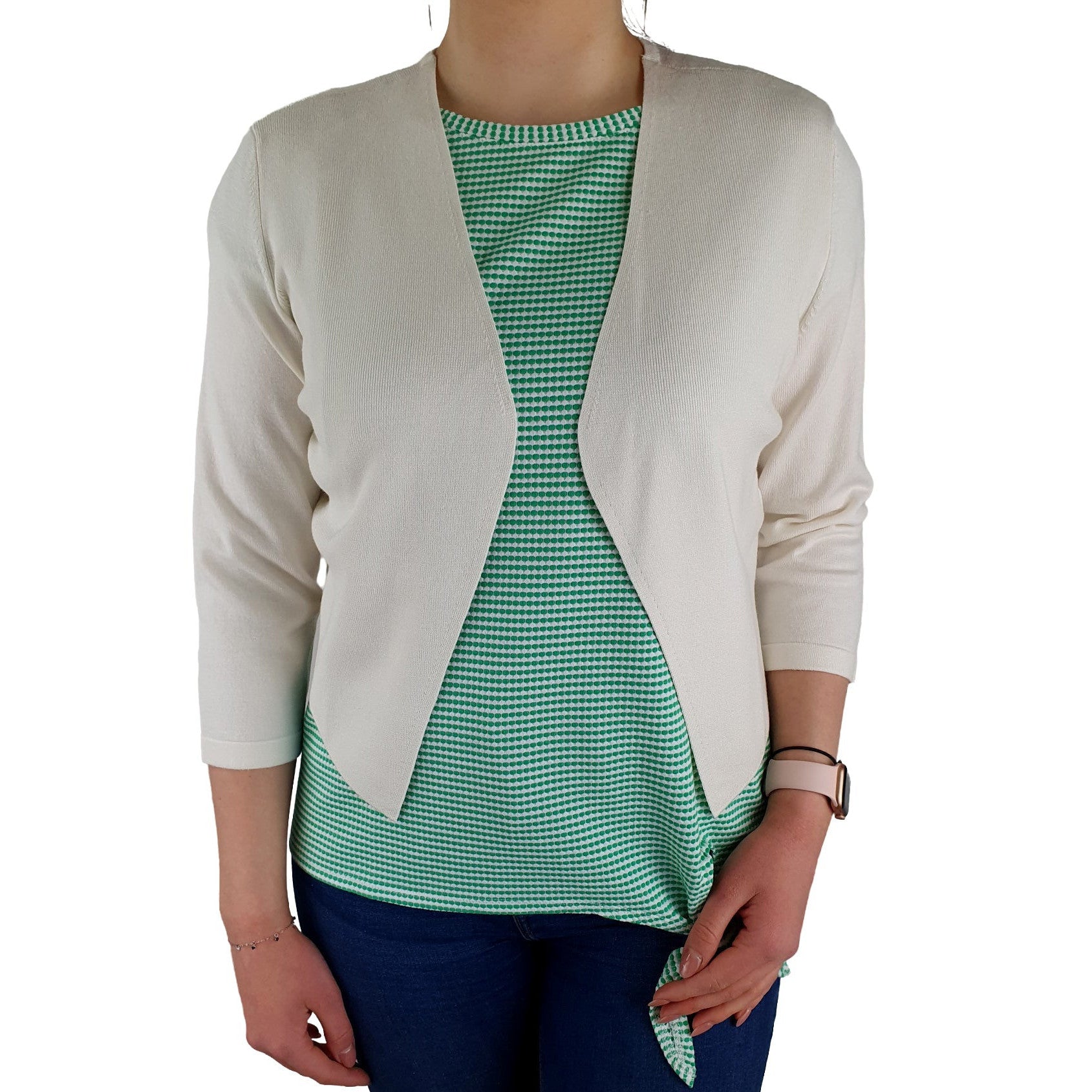 Kurze Strickjacke in Feinstrick-Qualität. Mode von Betty Barclay. Seidel Moden Onlineshop