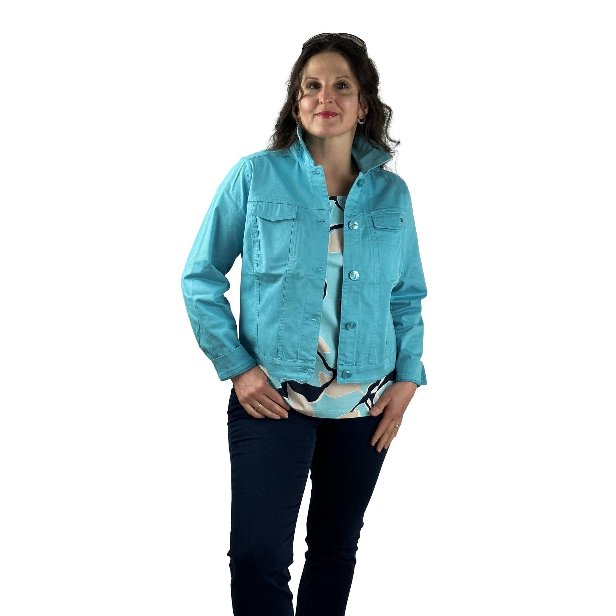 Leichte, mittellange Jeansjacke. Mode von Betty & Co. Seidel Moden Onlineshop