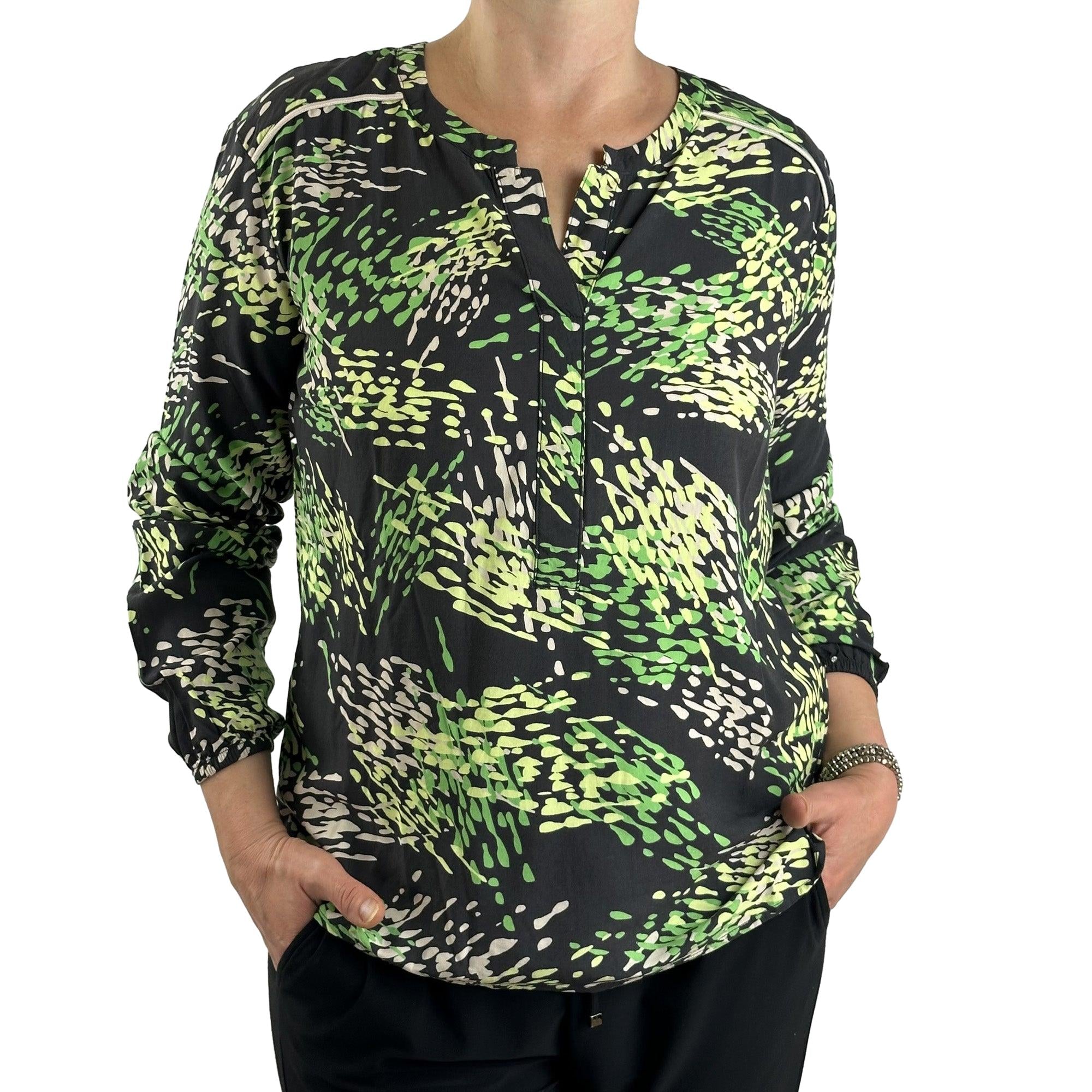 Schluse mit Allover-Print. Mode von Betty & Co. Seidel Moden Onlineshop