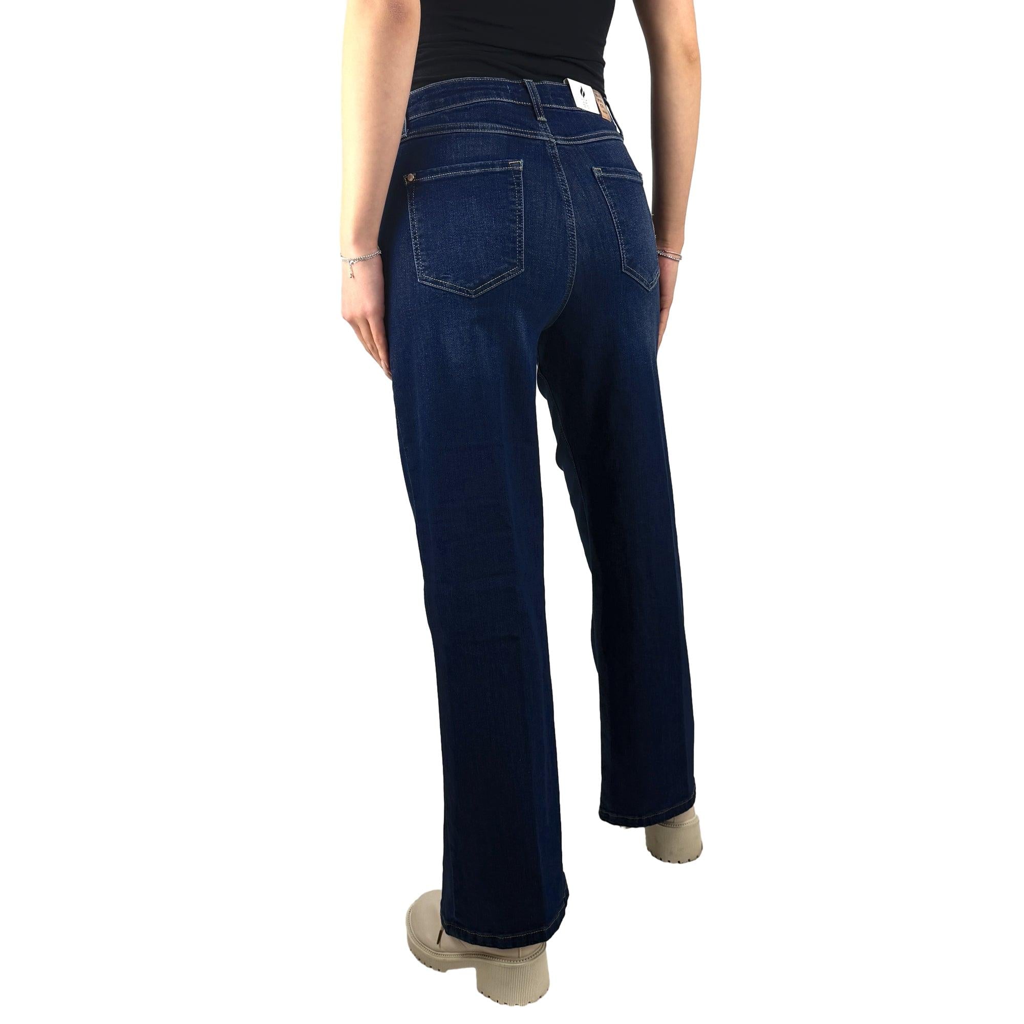 Jeans mit weitem Bein - Mode von Blue Fire