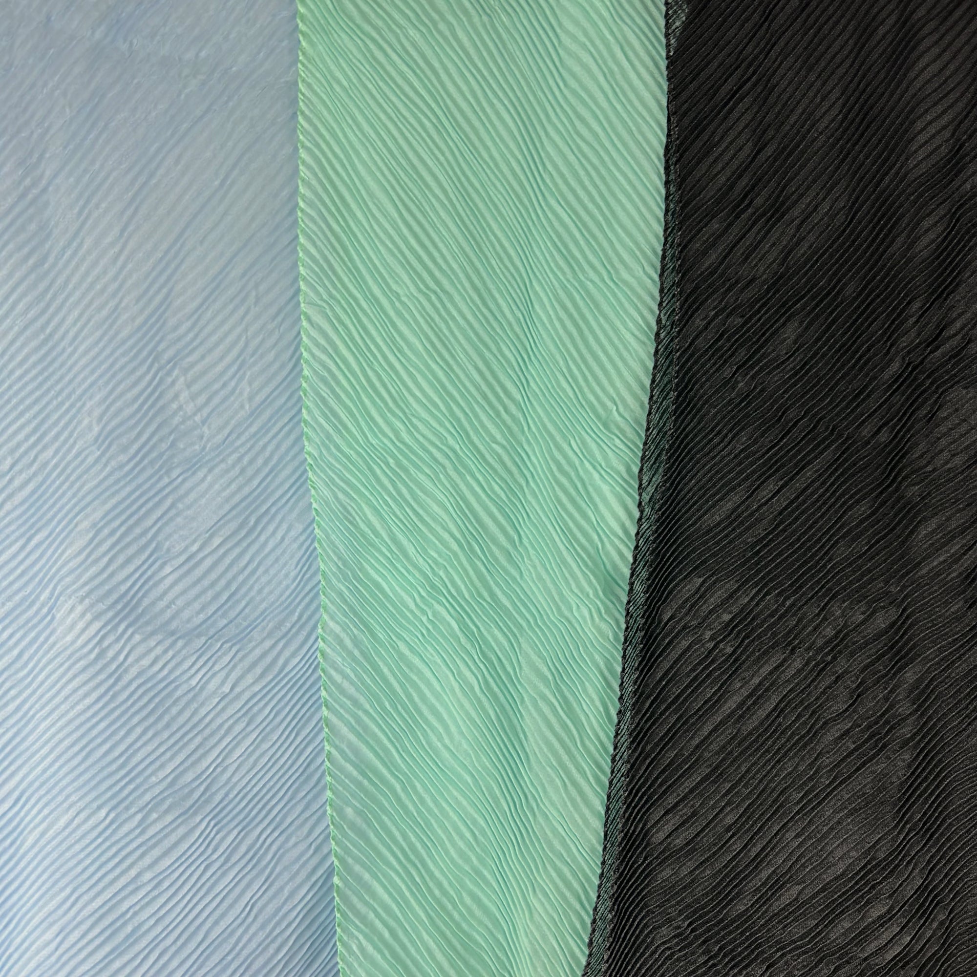 Loop in Crash-Optik. Mode von Cassandra. Seidel Moden Onlineshop