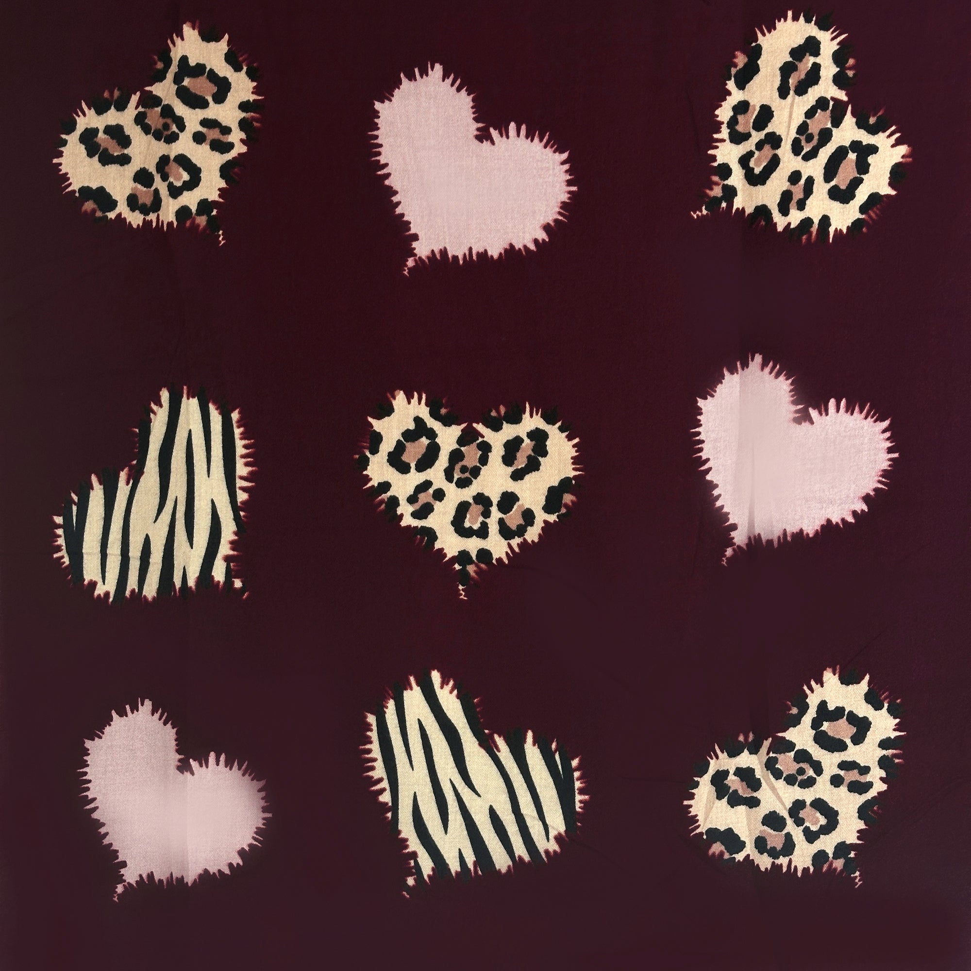 Schal mit Herzen. Mode von Cassandra. Seidel Moden Onlineshop