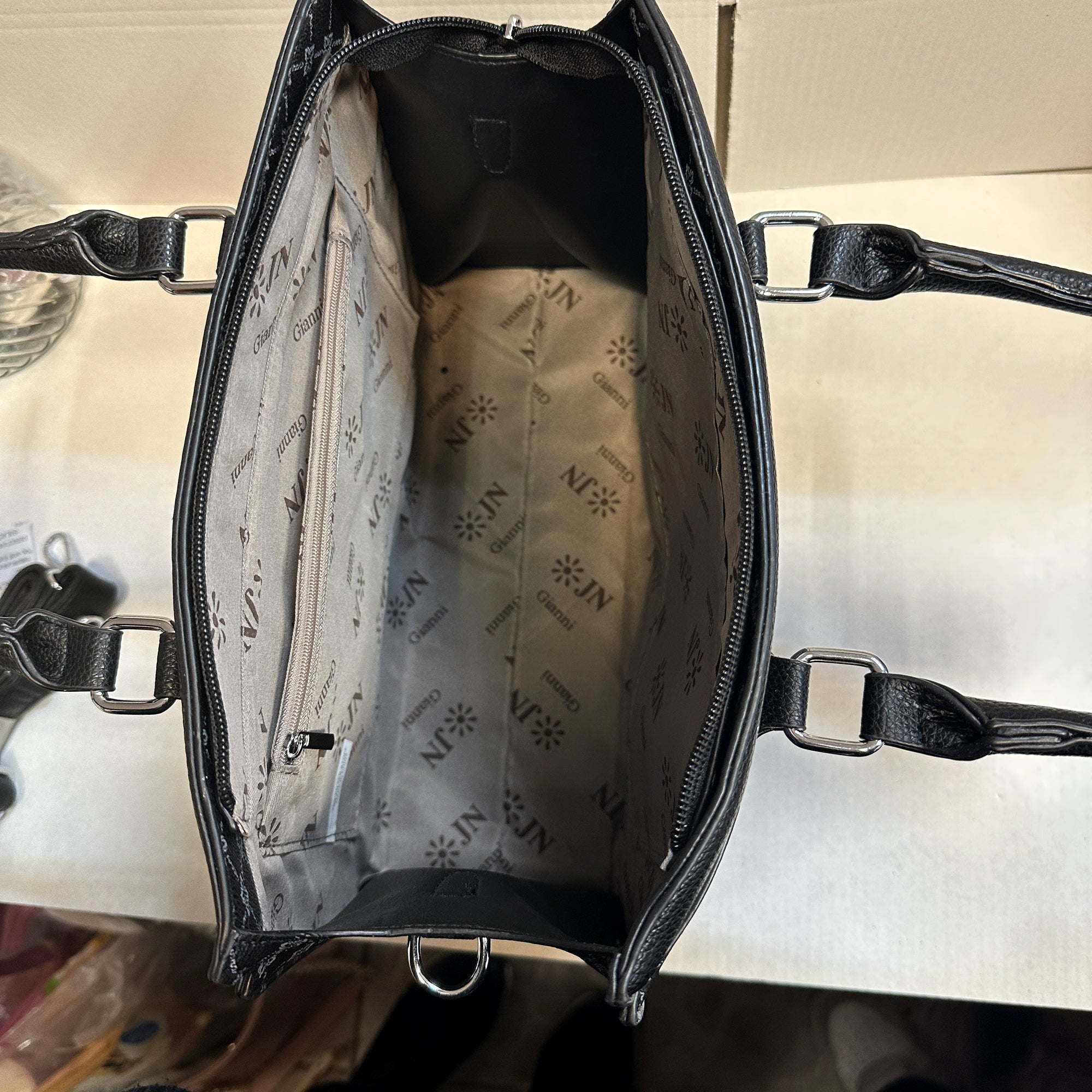 Tasche mit Muster. Mode von Cassandra. Seidel Moden Onlineshop