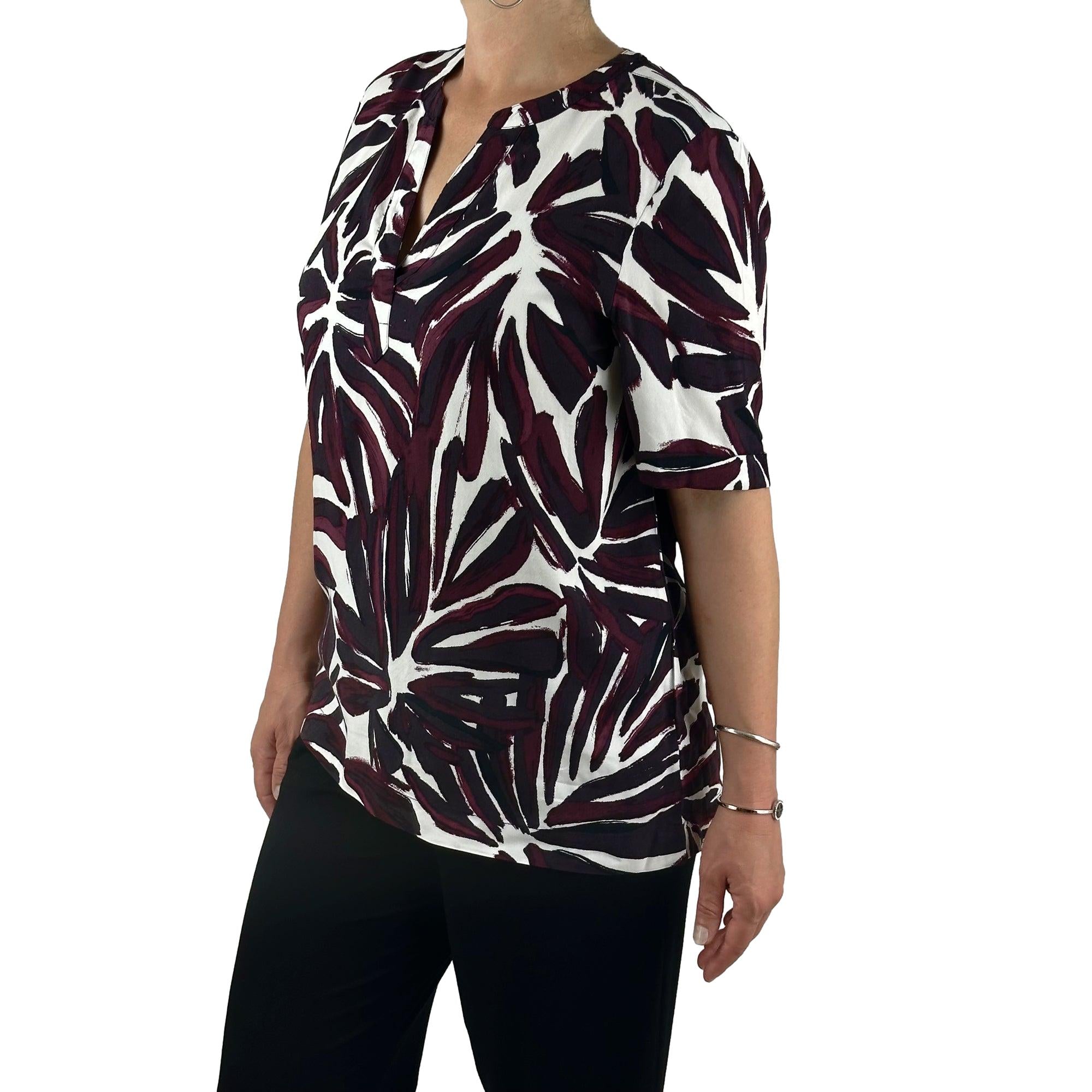 Bluse mit V-Ausschnitt. Mode von Cecil. Seidel Moden Onlineshop