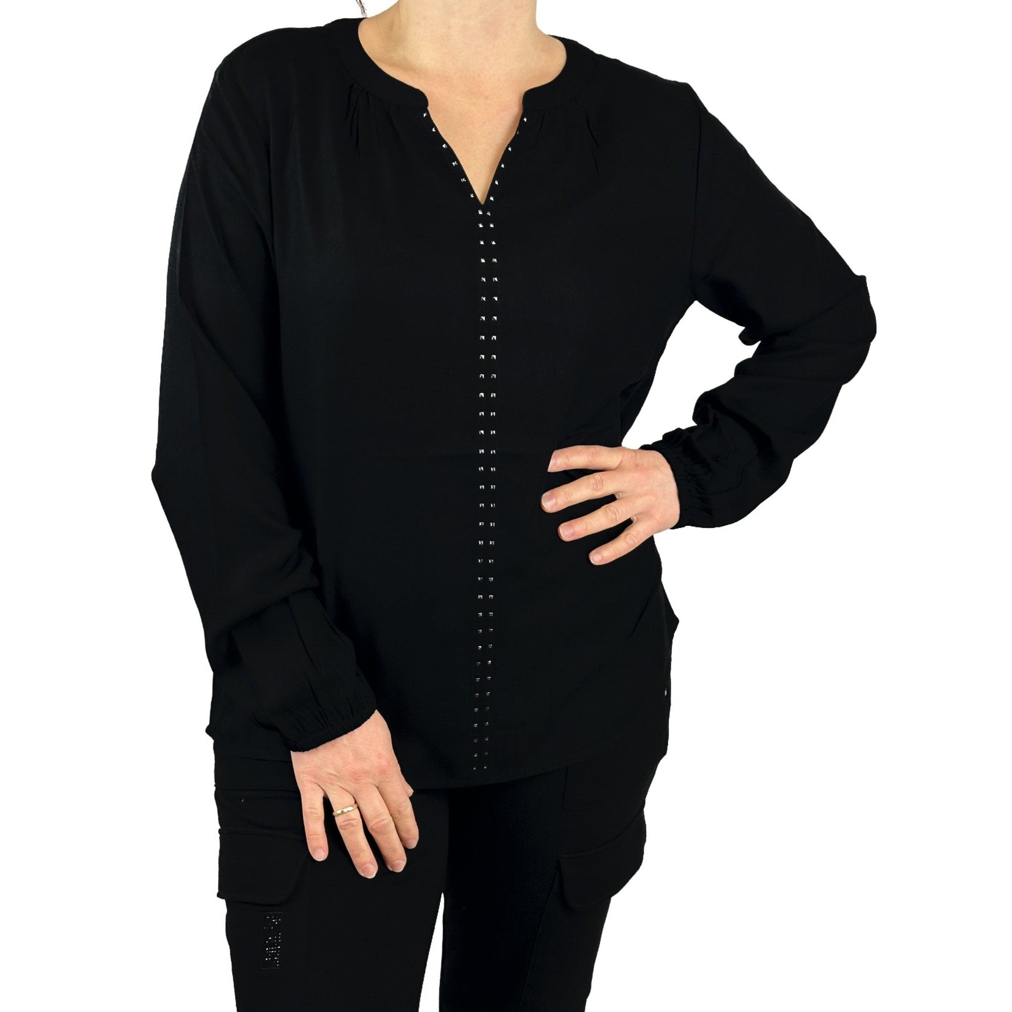 Schluse mit Nietenbesatz. Mode von Cecil. Seidel Moden Onlineshop