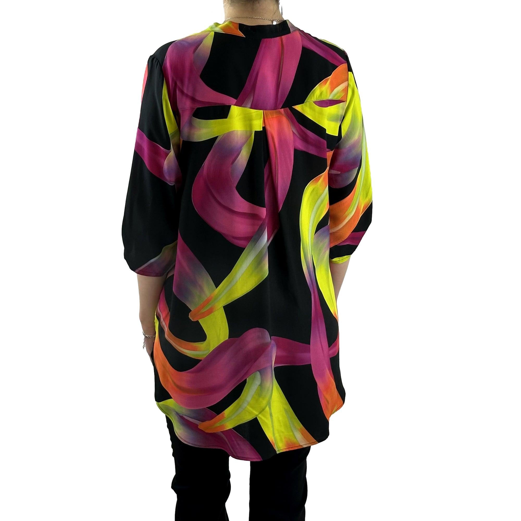 Bluse mit V-Ausschnitt. Mode von Doris Streich. Seidel Moden Onlineshop