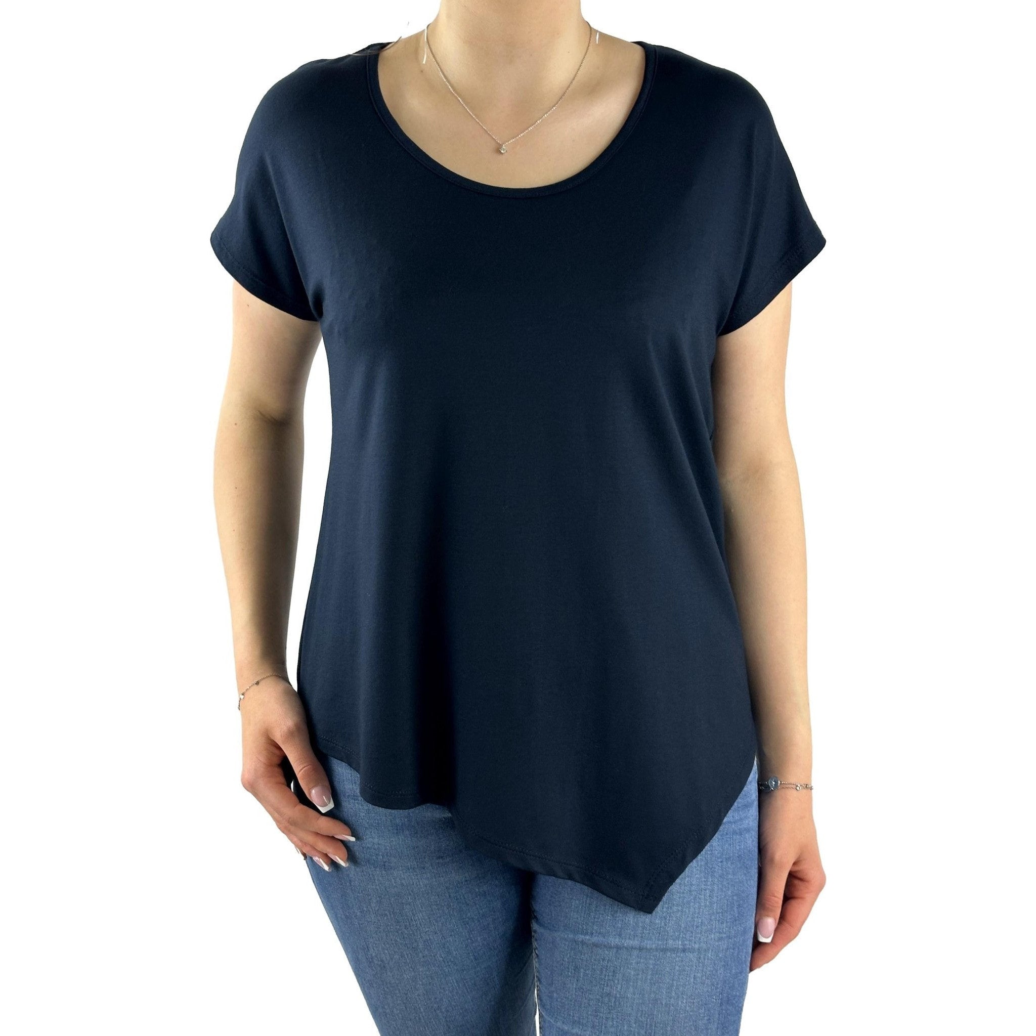 Asymmetrisch geschnittenes Shirt. Mode von Doris Streich. Seidel Moden Onlineshop
