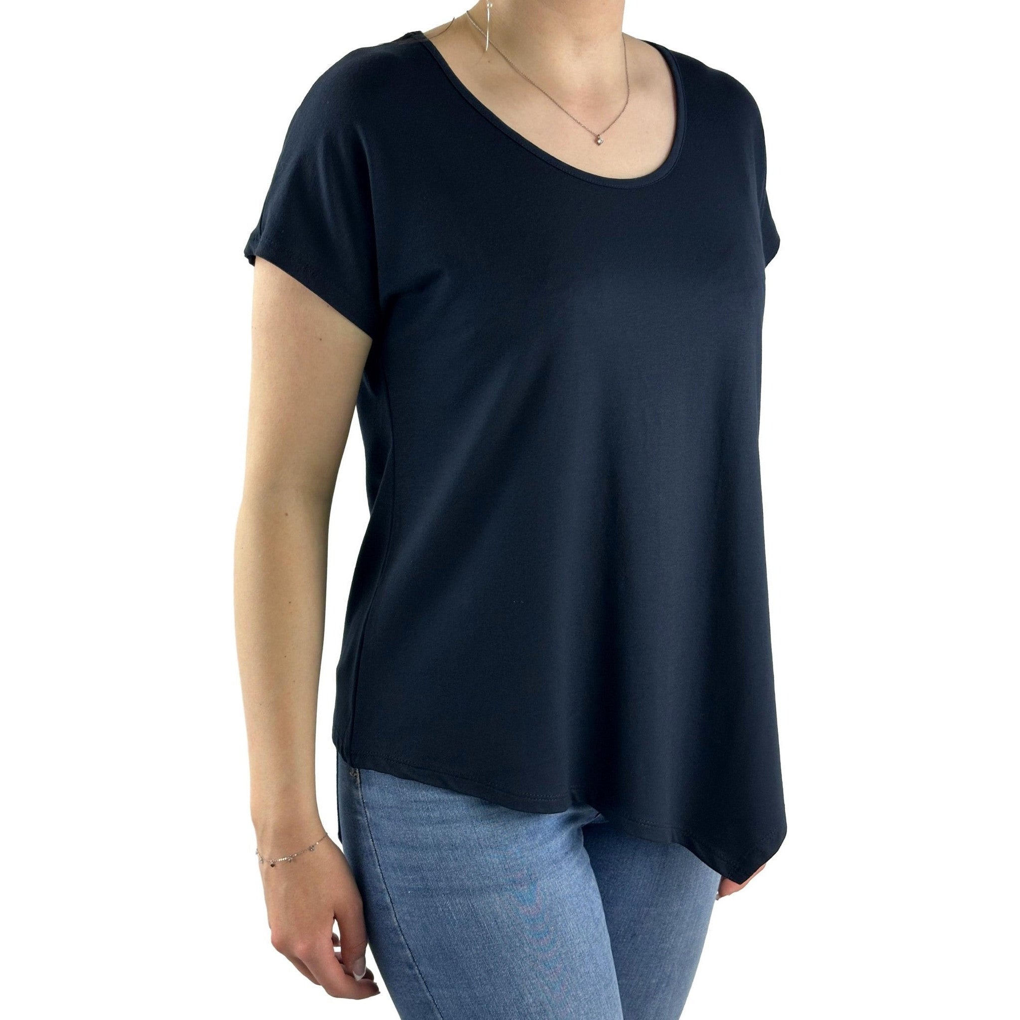 Asymmetrisch geschnittenes Shirt. Mode von Doris Streich. Seidel Moden Onlineshop