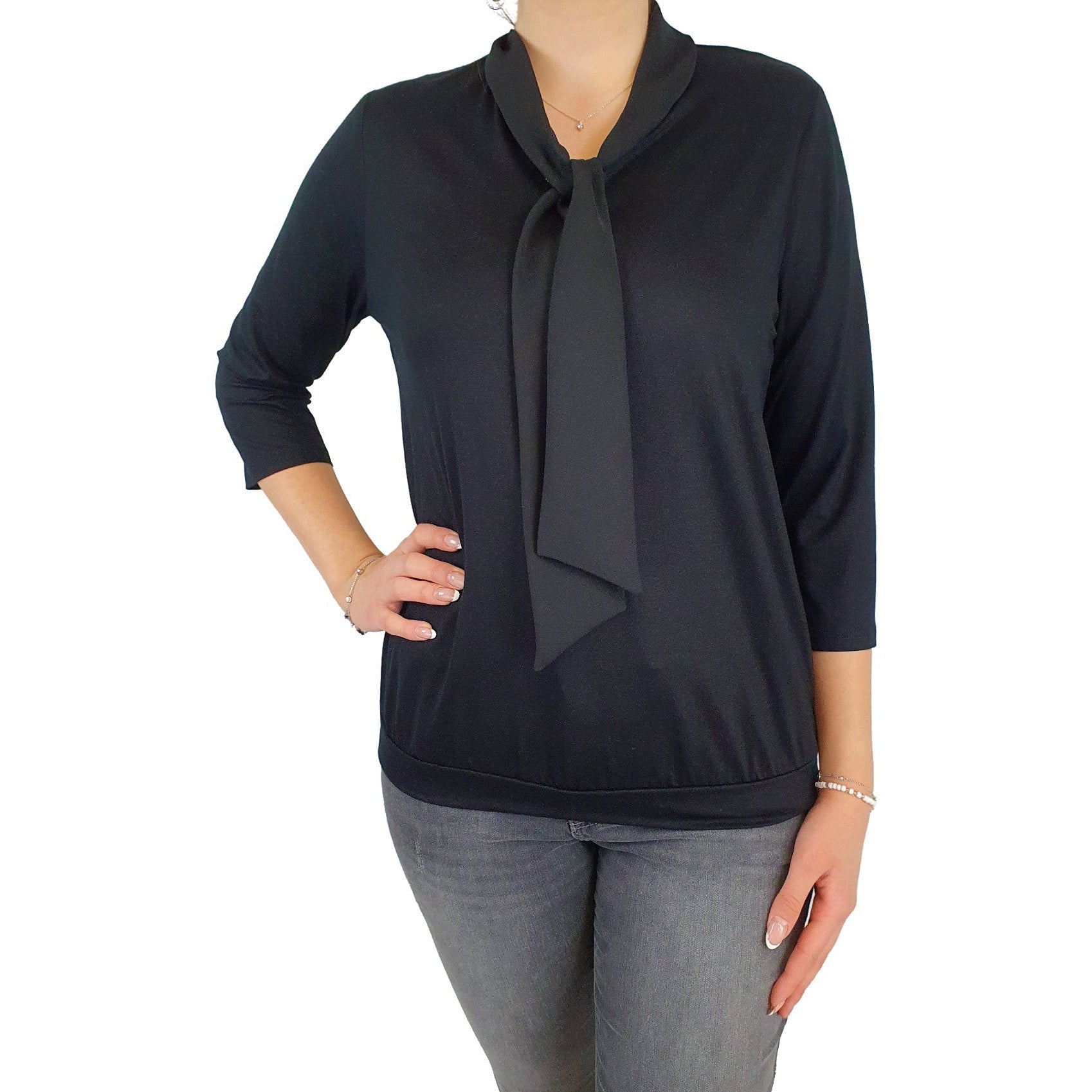 Shirt mit Schluppe am Ausschnitt. Mode von Frank Walder. Seidel Moden Onlineshop