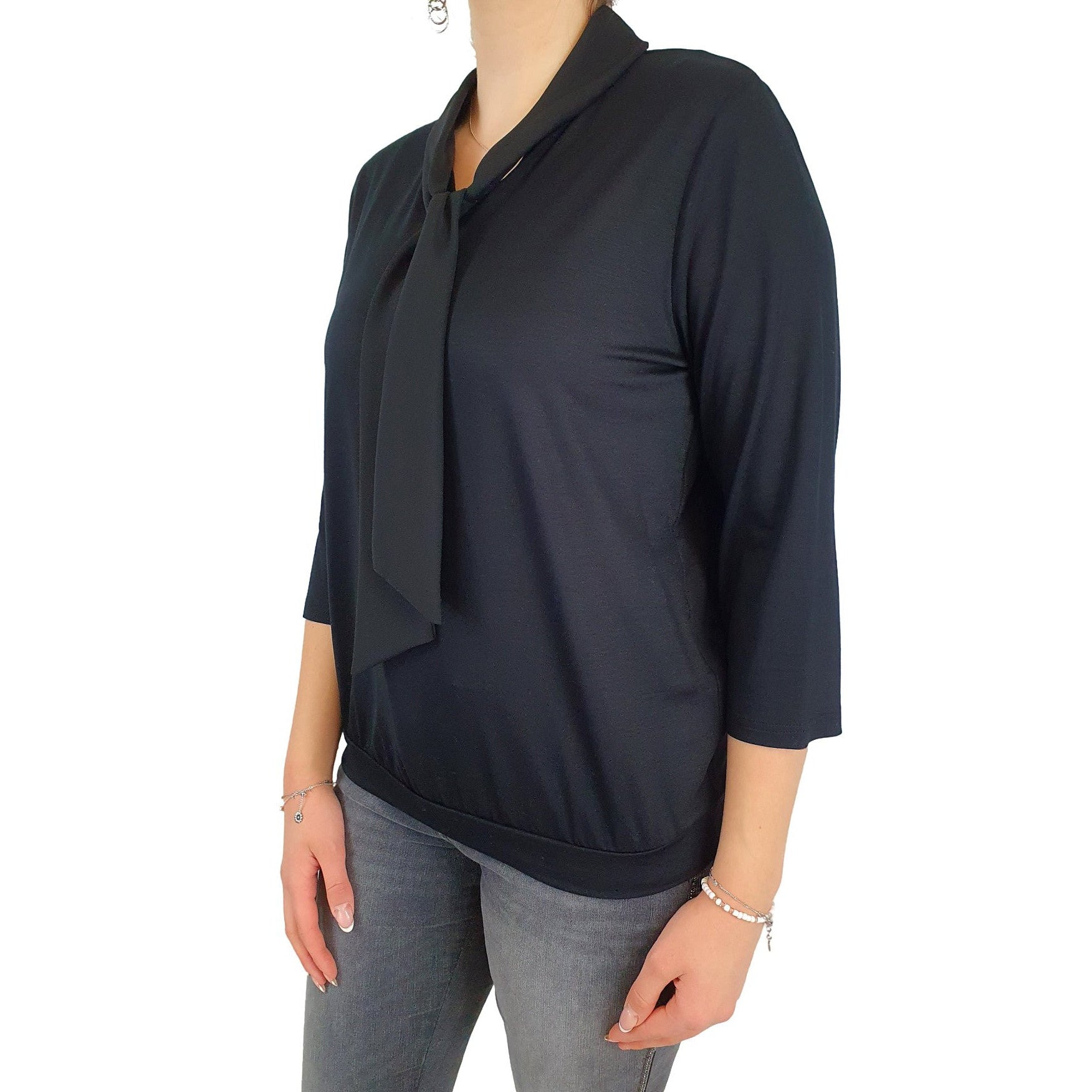 Shirt mit Schluppe am Ausschnitt. Mode von Frank Walder. Seidel Moden Onlineshop