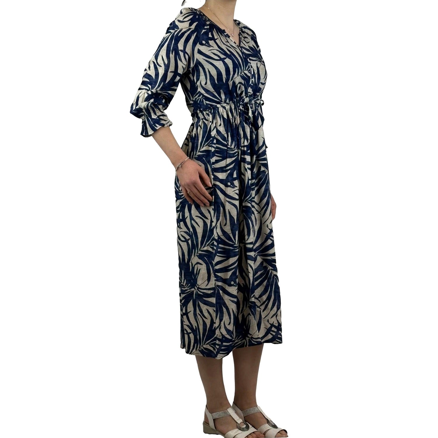 Kleid mit V-Ausshnitt. Mode von Hajo. Seidel Moden Onlineshop