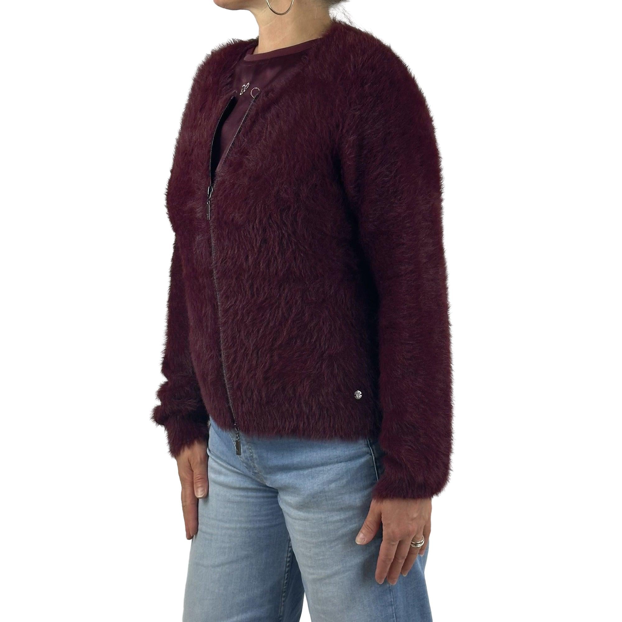 Kuscheljacke mit Reißverschluß. Mode von Monari. Seidel Moden Onlineshop