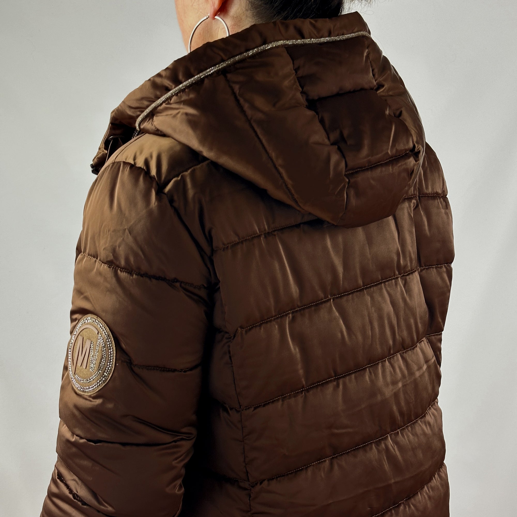 Mantel mit Strassdetails. Mode von Monari. Seidel Moden Onlineshop