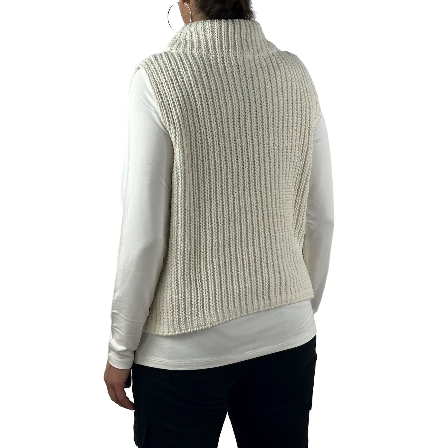 Pullunder in Chenille Optik. Mode von Monari. Seidel Moden Onlineshop