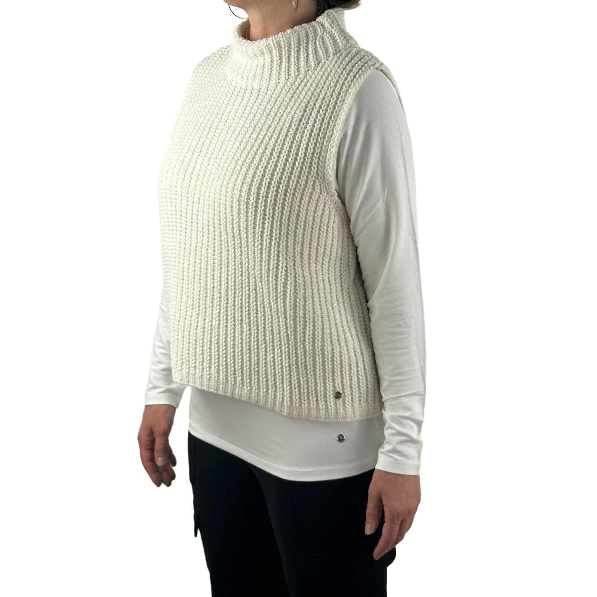 Pullunder in Chenille Optik. Mode von Monari. Seidel Moden Onlineshop