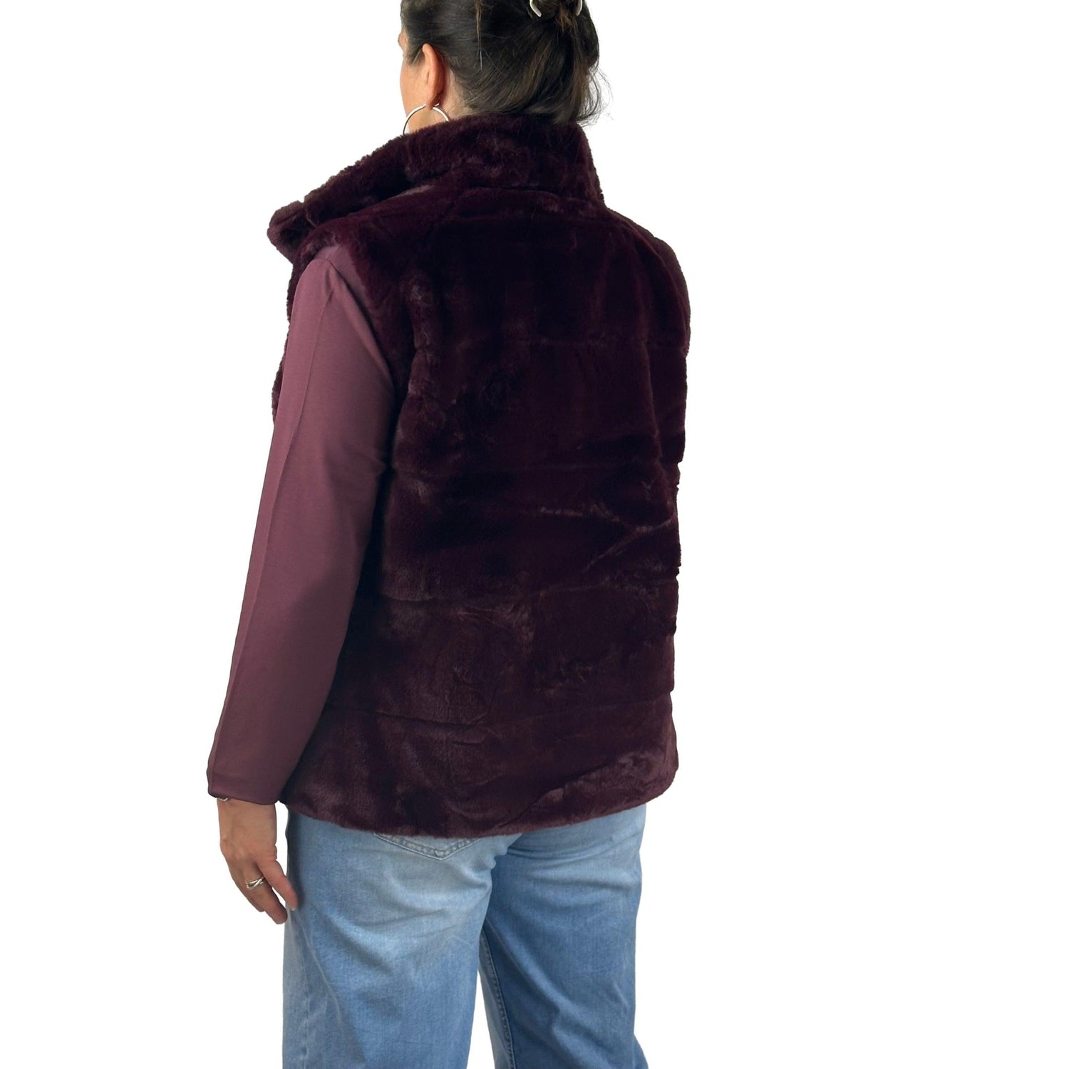 Weste aus Webpelz. Mode von Monari. Seidel Moden Onlineshop