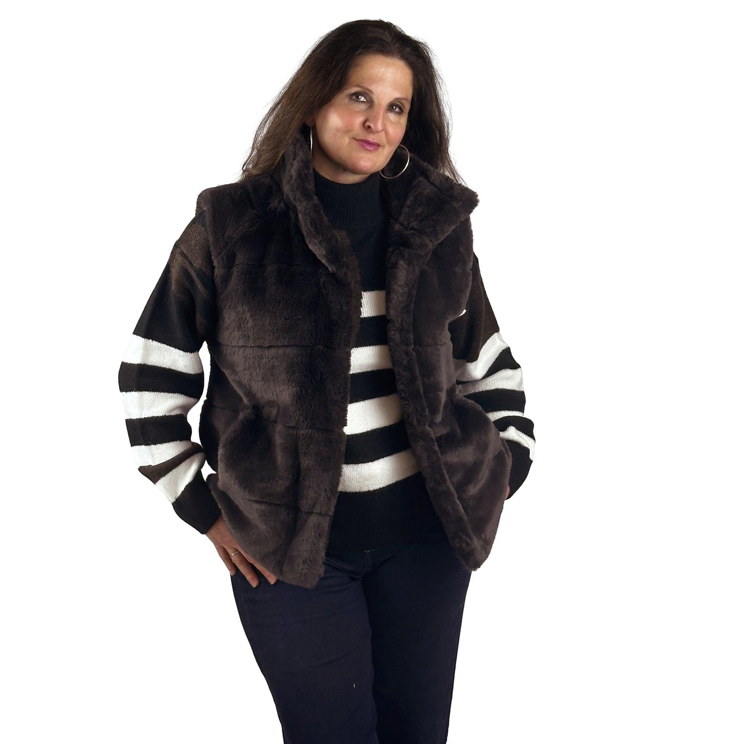 Weste aus Webpelz. Mode von Monari. Seidel Moden Onlineshop