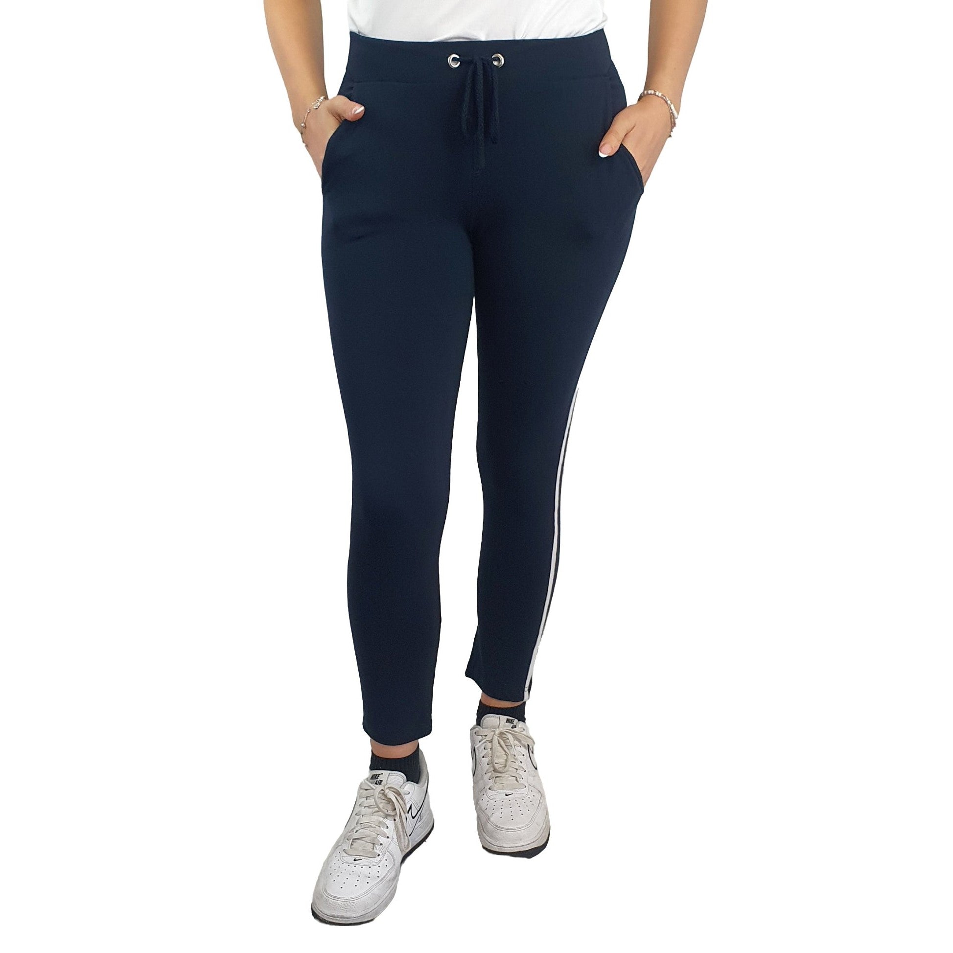 Freizeithose mit Galonstreifen. Mode von M.X.O. Seidel Moden Onlineshop