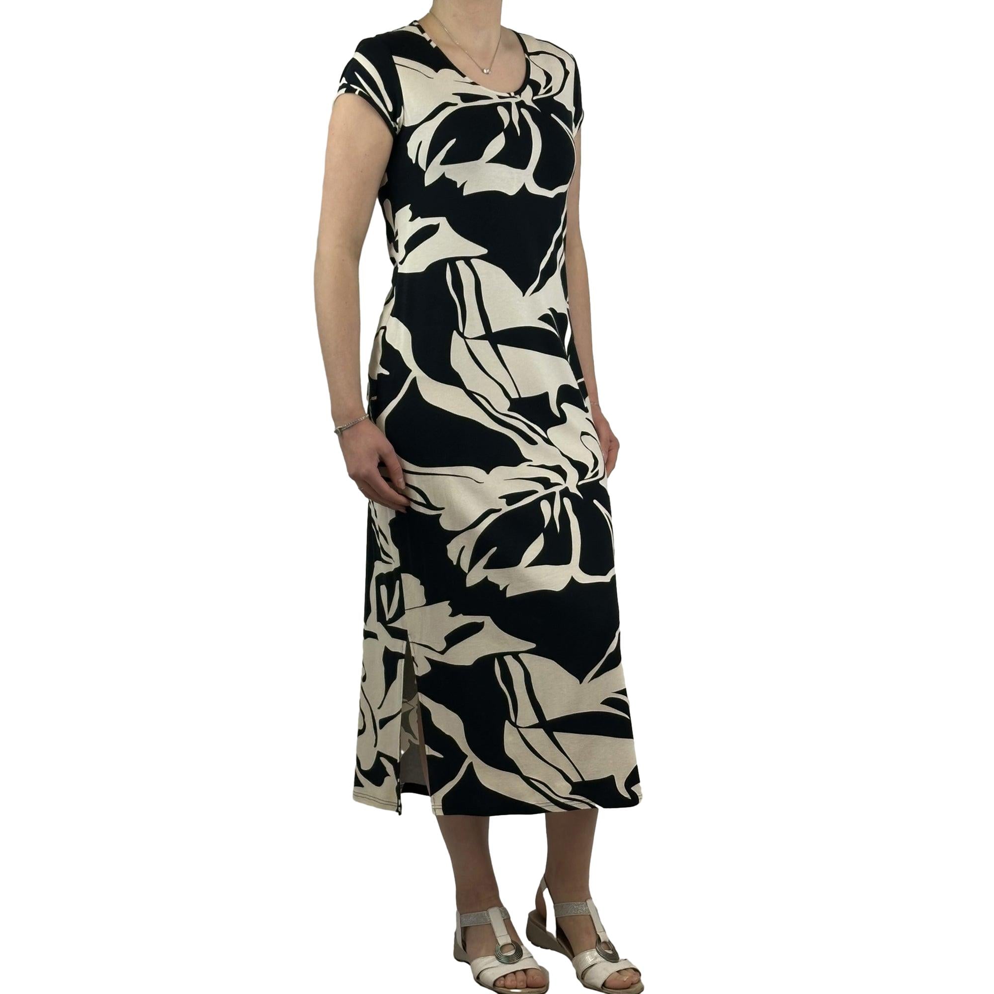 Kleid mit Allover-Print. Mode von Seidel. Seidel Moden Onlineshop