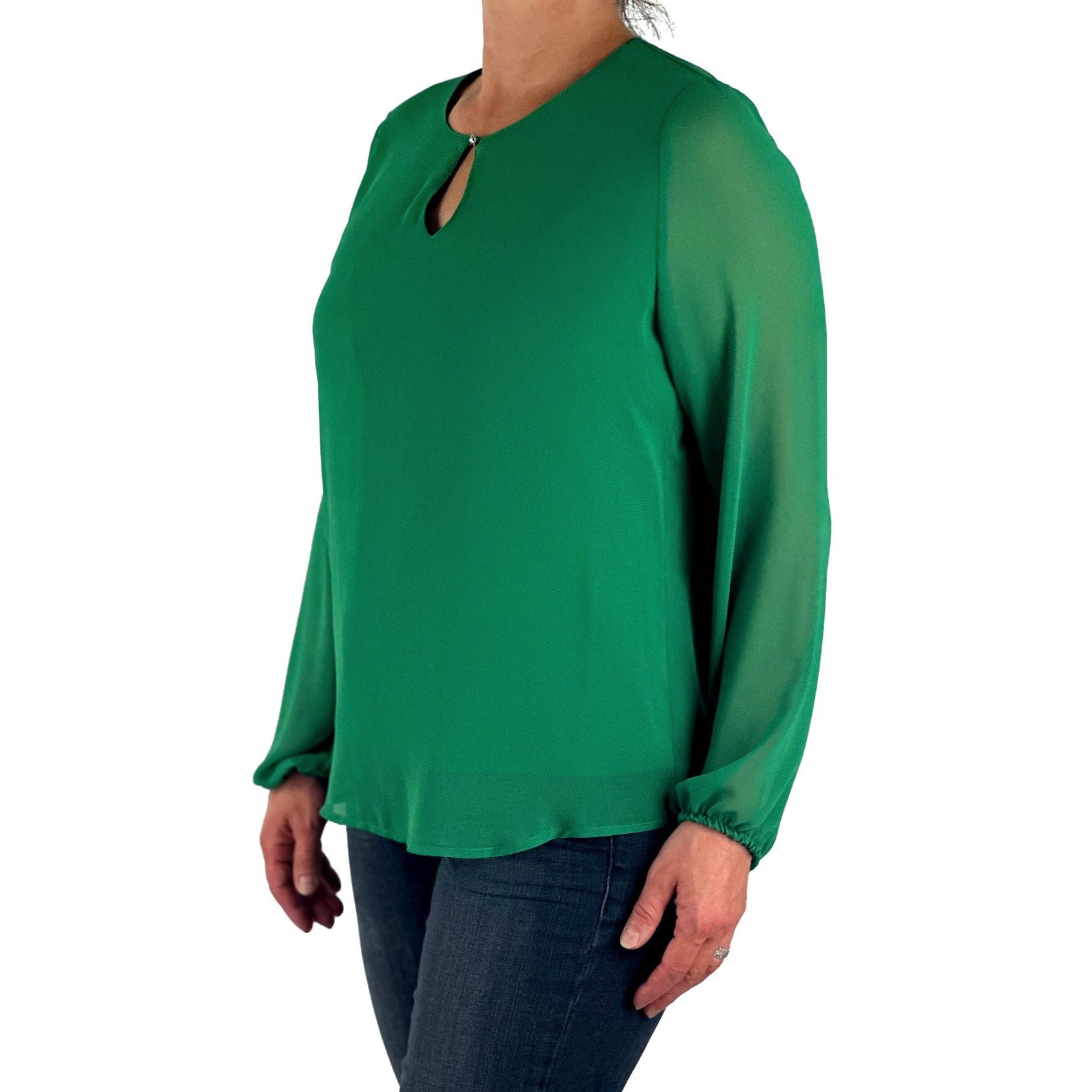 Schluse mit Cut-Out am Ausschnitt. Mode von Seidel. Seidel Moden Onlineshop