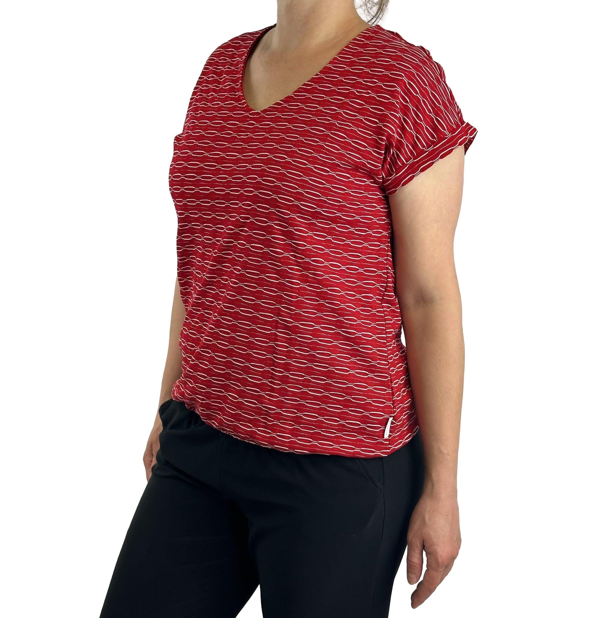 Shirt mit V-Ausschnitt. Mode von Betty & Co. Seidel Moden Onlineshop