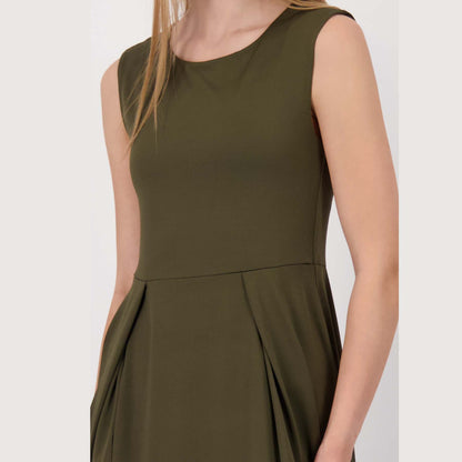 Maxikleid mit Schlitzen