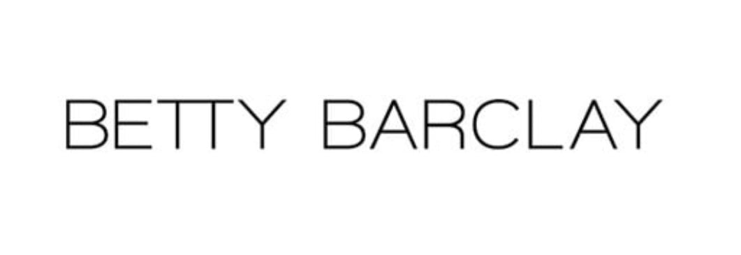 Damenmode von Betty Barclay. Wir haben Shirts, Steppwesten, Jacken, Sweatshirts, Blusen, Blusen, Westen, Pullover, Strickjacken und Schals von Betty Barclay für Sie auf Lager.