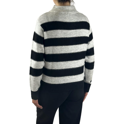 Pullover mit Streifen
