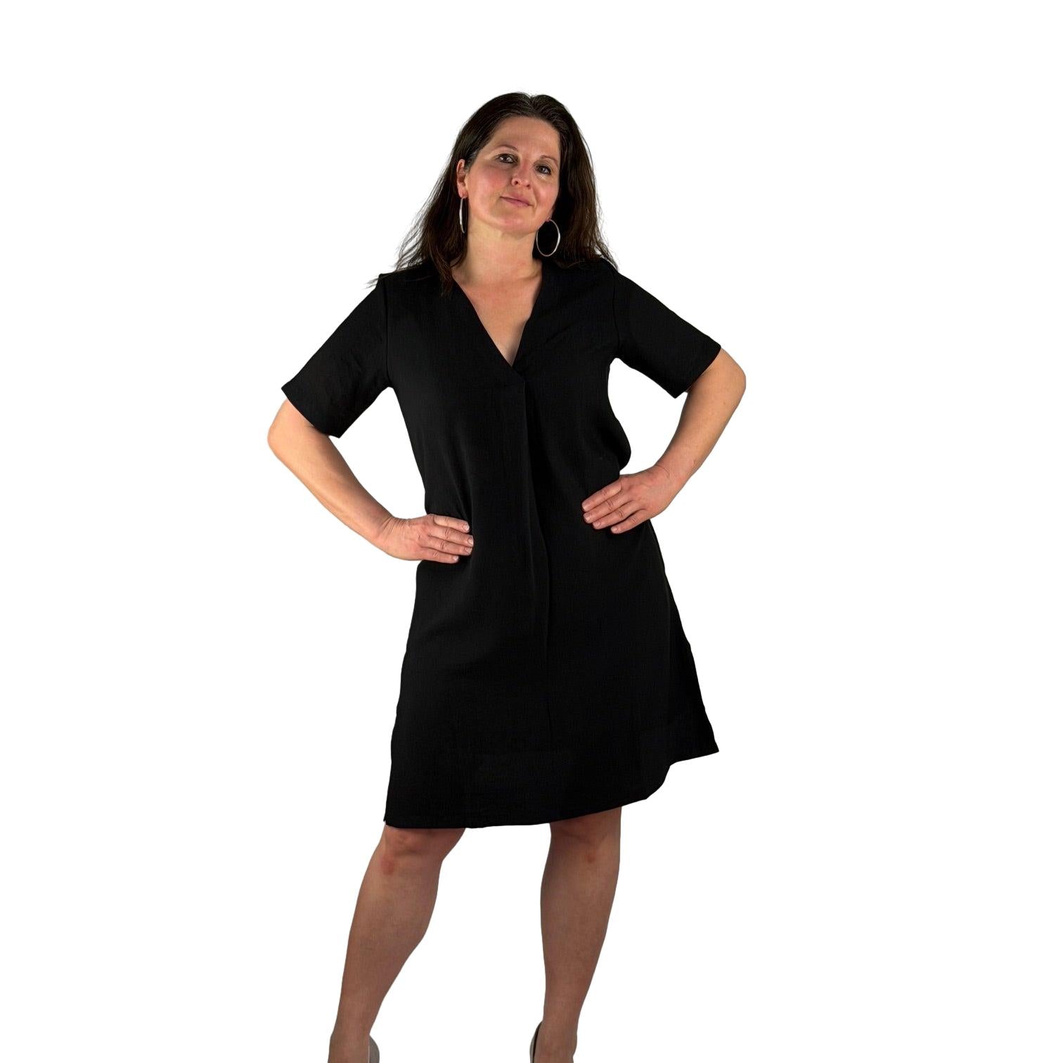 Kleid mit V-Ausschnitt