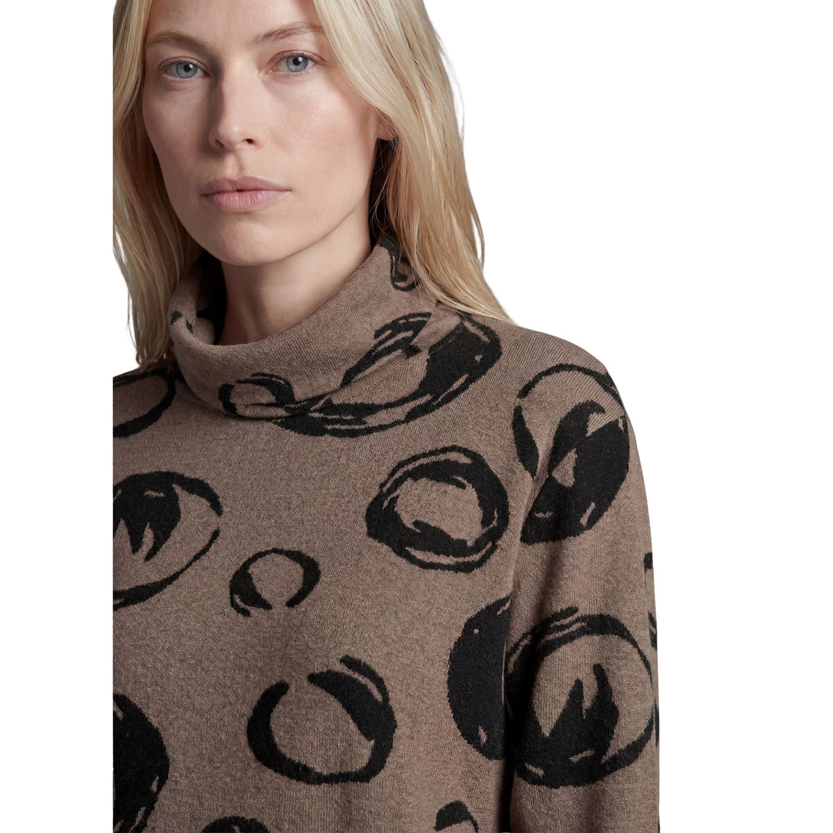 Rollkragen Pullover - Mode von  Rabe
