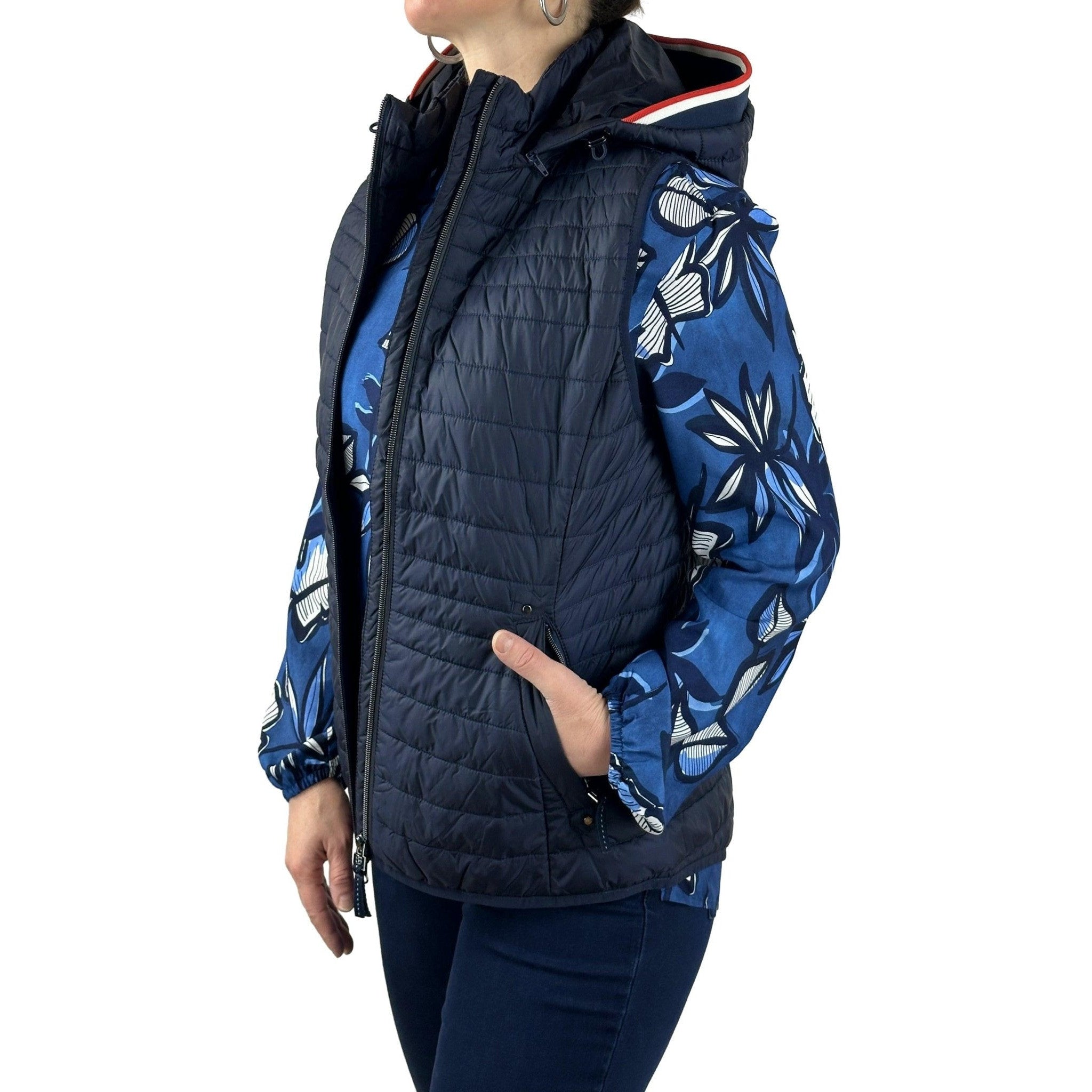 Steppweste mit Kapuze. Mode von Betty Barclay. Seidel Moden Onlineshop