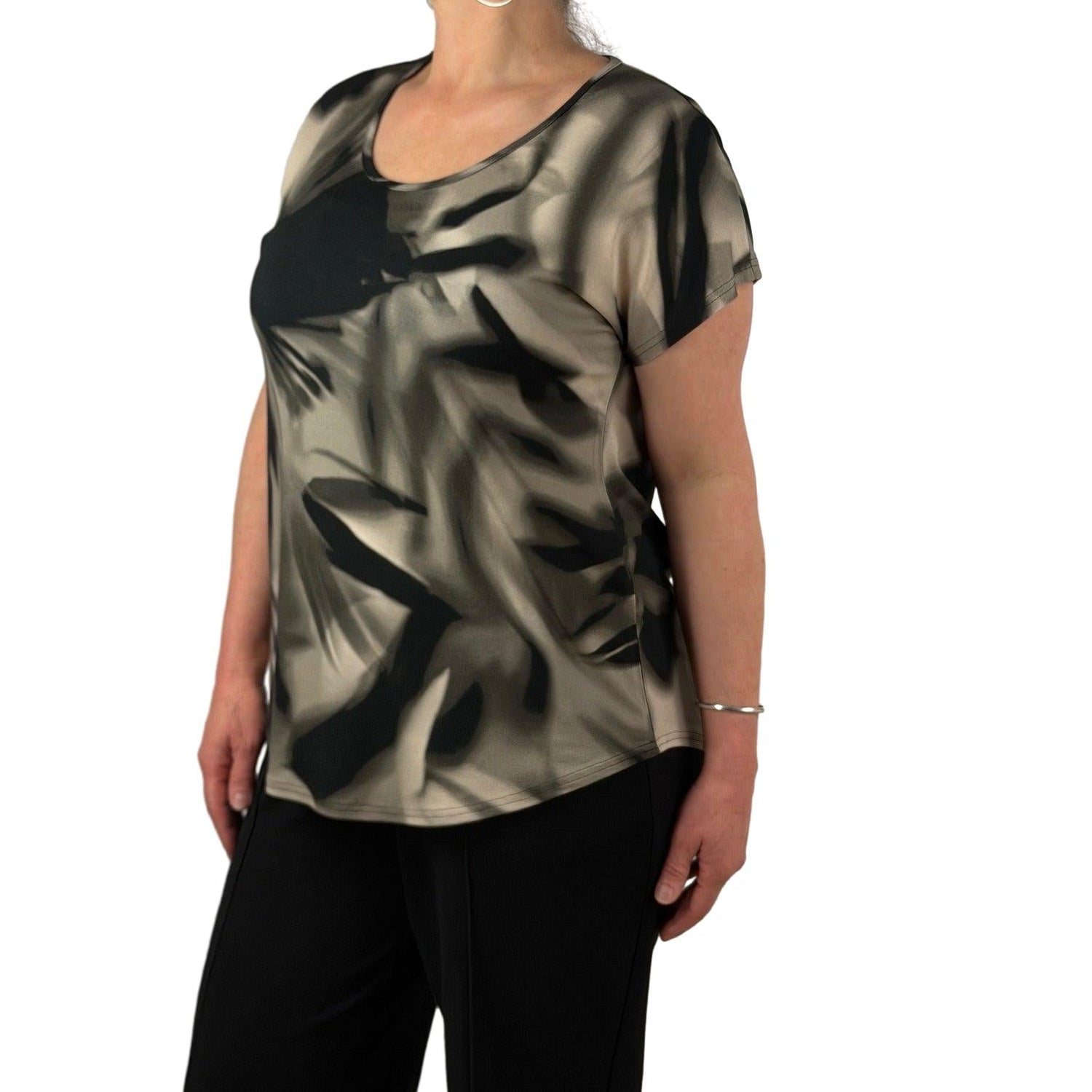Shirt mit Allover - Print - Mode von Doris Streich