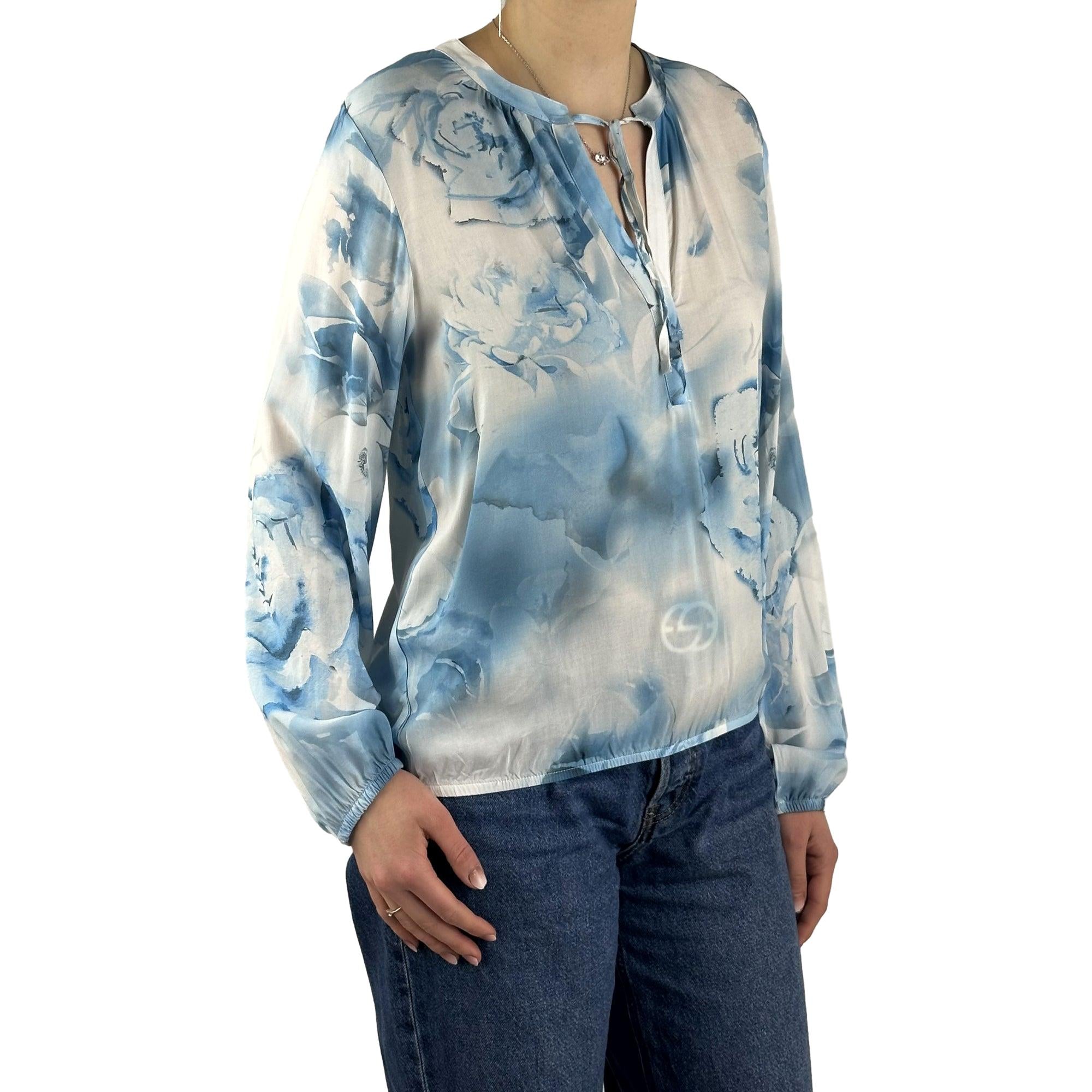 Bluse mit V-Ausschnitt. Mode von Monari. Seidel Moden Onlineshop