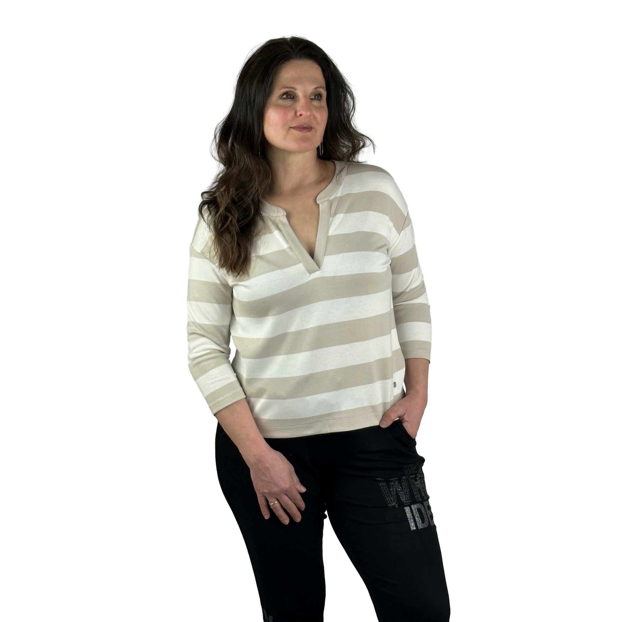 Sweatshirt mit V-Ausschnitt. Mode von Monari. Seidel Moden Onlineshop
