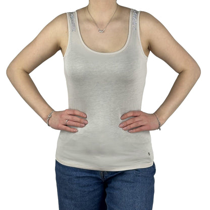 Top mit Strasssteinen. Mode von Monari. Seidel Moden Onlineshop