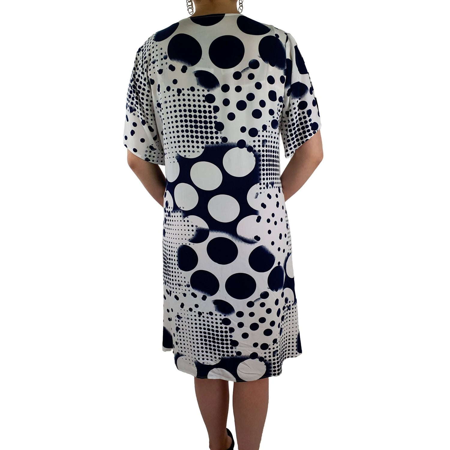Kleid mit Tupfenmuster. Mode von Seidel. Seidel Moden Onlineshop